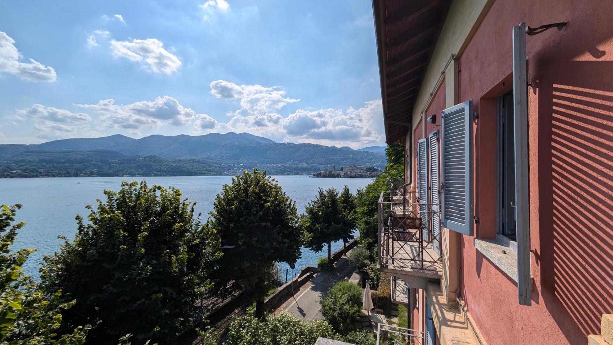 Casa Sul Lago Orta Орта-Сан-Джулио Экстерьер фото