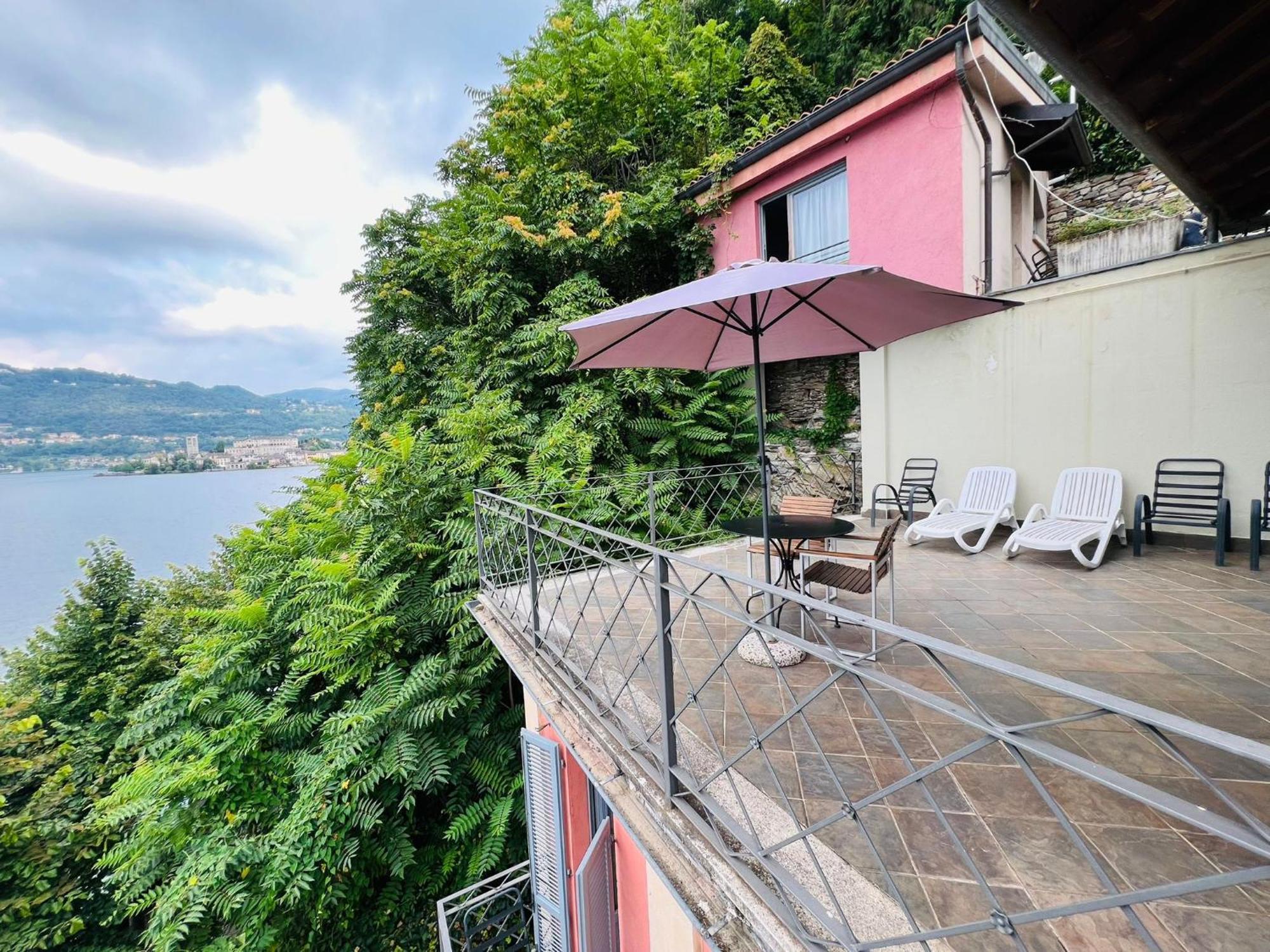 Casa Sul Lago Orta Орта-Сан-Джулио Экстерьер фото