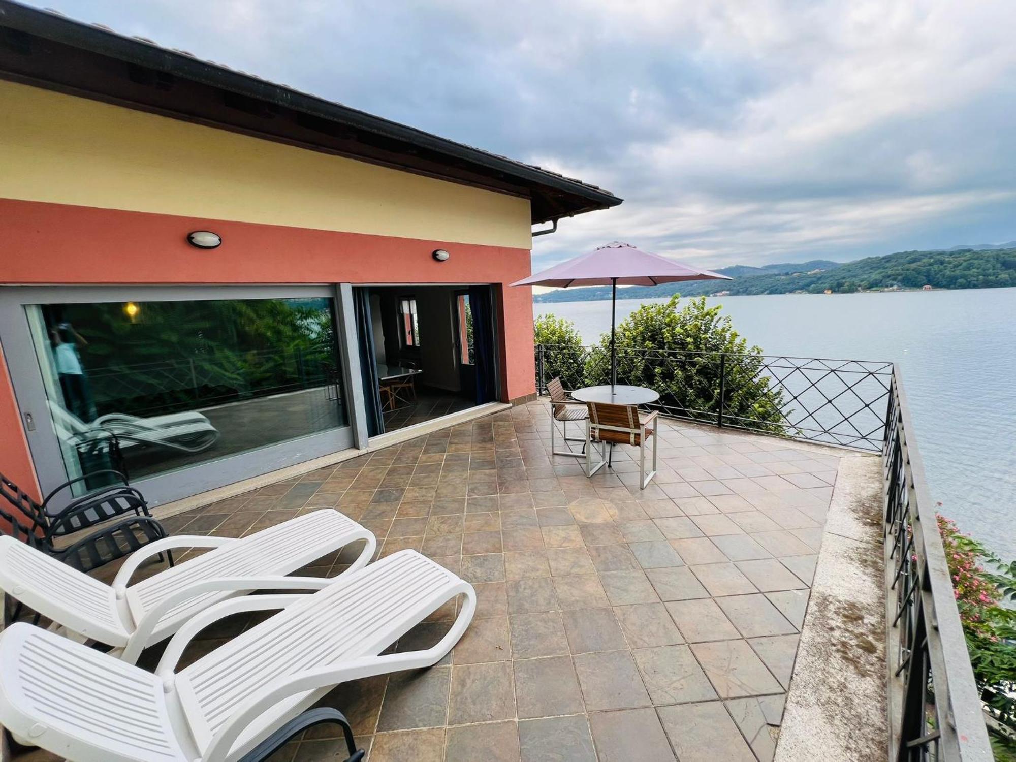 Casa Sul Lago Orta Орта-Сан-Джулио Экстерьер фото