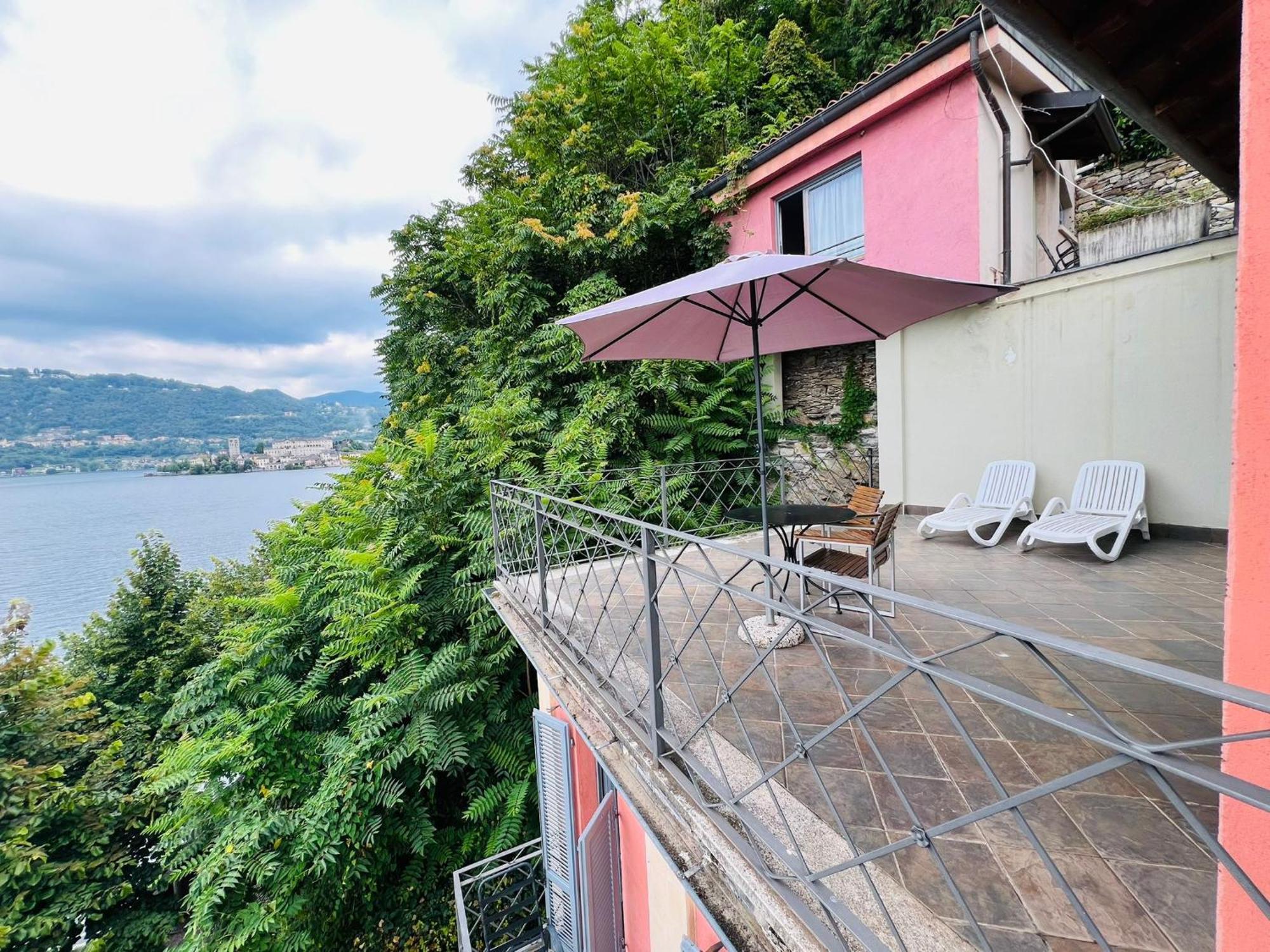 Casa Sul Lago Orta Орта-Сан-Джулио Экстерьер фото